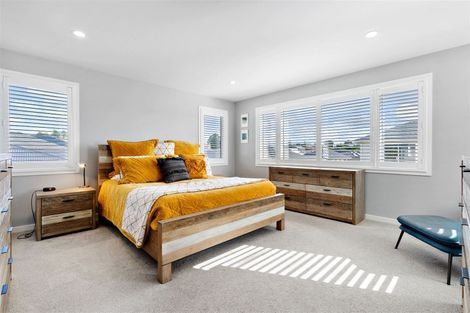 Photo of property in 37 Nobilo Road, Kumeu, 0810