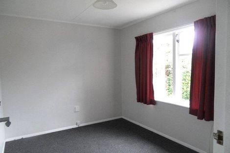 Photo of property in 5 Bythell Street, Wainuiomata, Lower Hutt, 5014