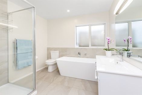 Photo of property in 7 Sue Dow Lane, Aotea, Porirua, 5024