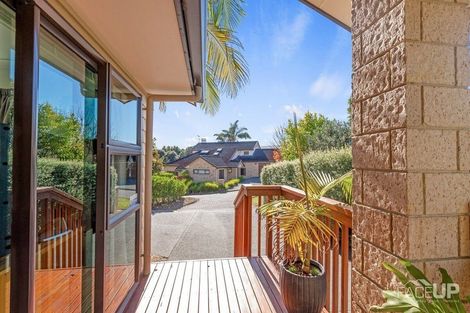 Photo of property in 13 Hobie Court, West Harbour, Auckland, 0618