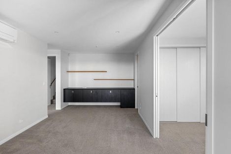 Photo of property in 102 Vipond Road, Stanmore Bay, Whangaparaoa, 0932