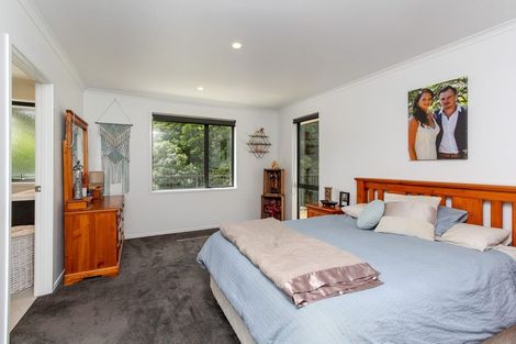 Photo of property in 18 Rotokare Crescent, Whalers Gate, New Plymouth, 4310