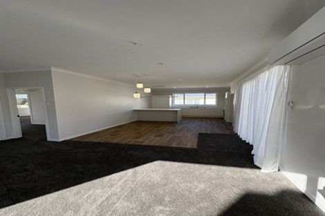 Photo of property in 11 Dyson Street, Strathern, Invercargill, 9812