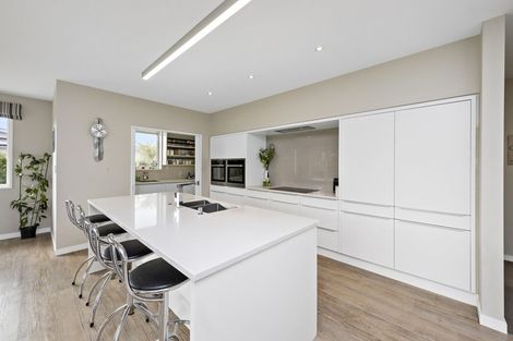 Photo of property in 12 Churchill Drive, Rangiora, 7400