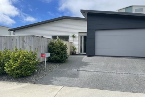 Photo of property in 7 Farnworth Terrace, Churton Park, Wellington, 6037