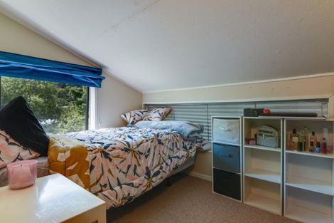 Photo of property in 5a Wye Place, Fernhill, Queenstown, 9300