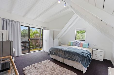 Photo of property in 4 Millen Place, Clarks Beach, 2122