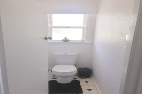 Photo of property in 46 Selwyn Crescent, College Estate, Whanganui, 4500