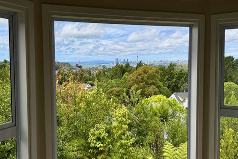 Photo of property in 50 Balmain Road, Chatswood, Auckland, 0626