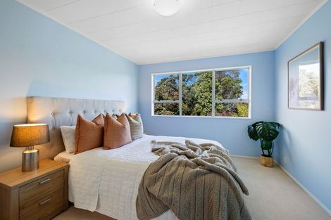 Photo of property in 3b Hunter Place, Merrilands, New Plymouth, 4312