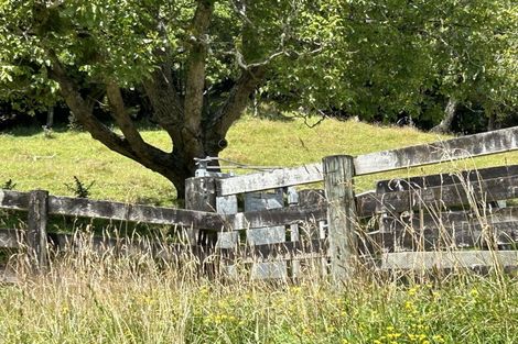 Photo of property in 10 Vera Road, Te Atatu South, Auckland, 0610