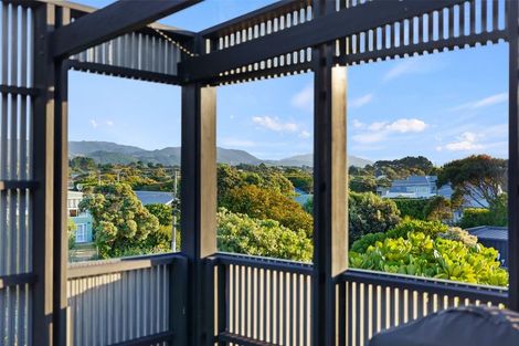 Photo of property in 7 Tutere Street, Waikanae Beach, Waikanae, 5036