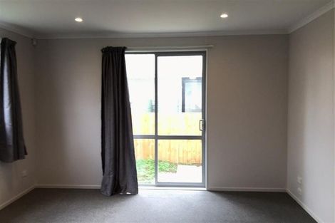 Photo of property in 9 Forbury Place, Mangere, Auckland, 2022