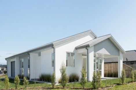 Photo of property in 48 Te Kio Crescent, Papamoa Beach, Papamoa, 3118