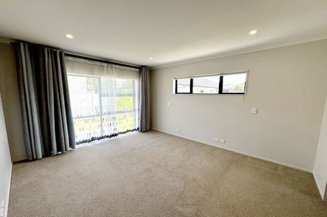 Photo of property in 11 Kaimanawa Road, Karaka, Papakura, 2113