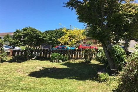Photo of property in 19 Margaret Road, Raumati Beach, Paraparaumu, 5032