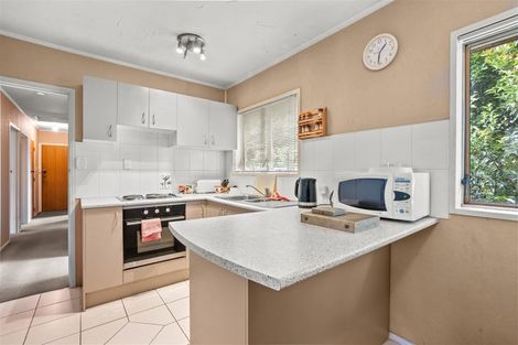 Photo of property in 2/15 Hayward Road, Papatoetoe, Auckland, 2025