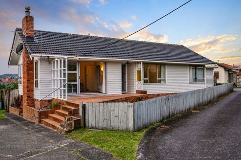 Photo of property in 120a Taylor Street, Blockhouse Bay, Auckland, 0600