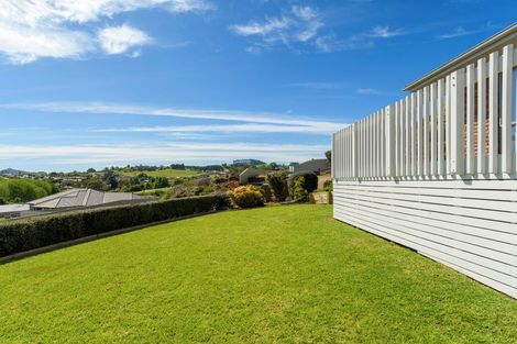 Photo of property in 3 Ashton Way, Welcome Bay, Tauranga, 3112