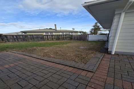Photo of property in 114 Cargill Street, Papakura, 2110