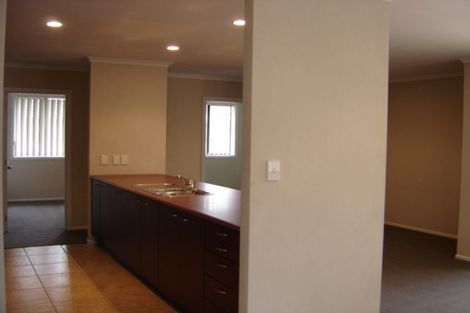 Photo of property in 8 Redcastle Drive, East Tamaki, Auckland, 2013