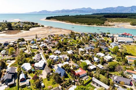 Photo of property in 30 Aranui Road, Mapua, 7005