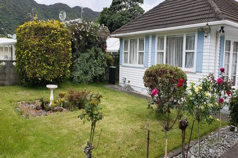 Photo of property in 2 Boothby Grove, Fairfield, Lower Hutt, 5011