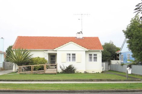 Photo of property in 21 Nuffield Avenue, Marewa, Napier, 4110