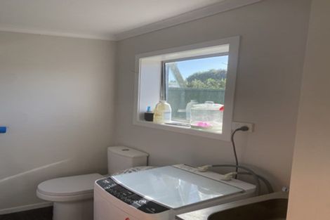 Photo of property in 135a Avalon Drive, Nawton, Hamilton, 3200