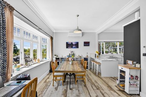 Photo of property in 1/6 Sundown Avenue, Manly, Whangaparaoa, 0930