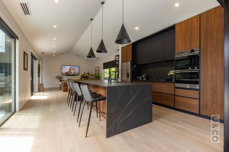 Photo of property in 1 Len Ireland Drive, Kumeu, 0810