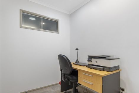 Photo of property in 16 Gibson Place, Papamoa Beach, Papamoa, 3118