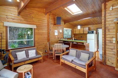 Photo of property in 20 Woodend Road, Woodend, 7610