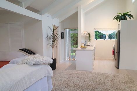 Photo of property in 83b Ngamotu Road, Spotswood, New Plymouth, 4310