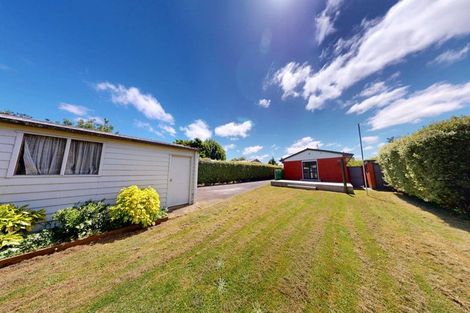 Photo of property in 41 Ellesmere Crescent, Highbury, Palmerston North, 4412