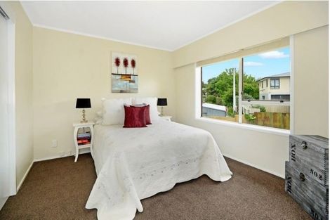 Photo of property in 1/123 Birkdale Road, Birkdale, Auckland, 0626