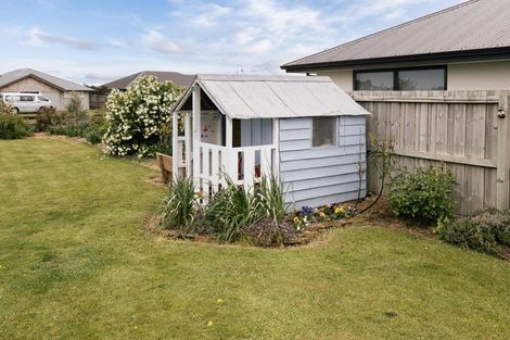 Photo of property in 4 West Bay Place, Huntingdon, Ashburton, 7774