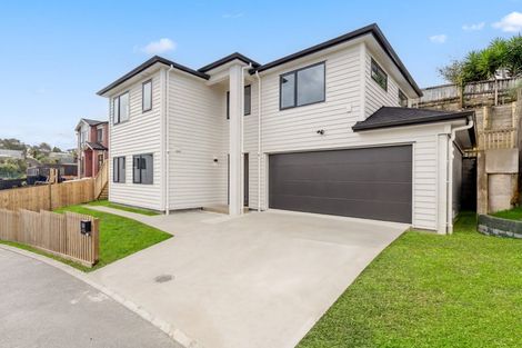 Photo of property in 20 Mara Way, Sunnyvale, Auckland, 0612