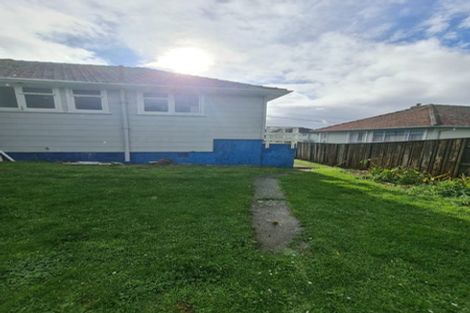 Photo of property in 35 Hukatai Street, Elsdon, Porirua, 5022