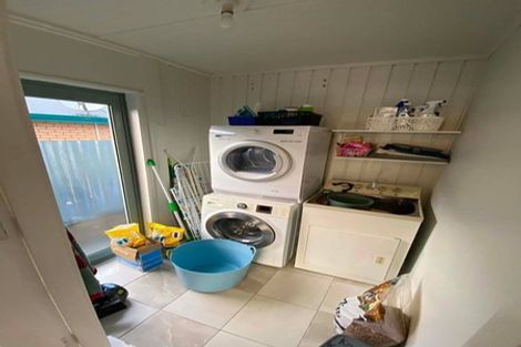 Photo of property in 176a Langdons Road, Northcote, Christchurch, 8052