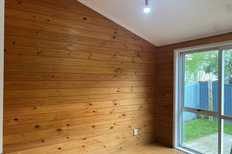 Photo of property in 1008a Hood Street, Mayfair, Hastings, 4122