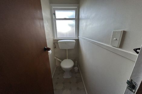 Photo of property in 37 Lambeth Crescent, Redwood, Christchurch, 8051