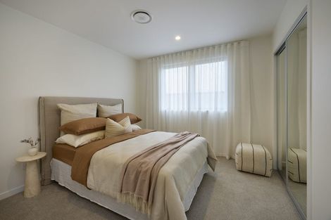 Photo of property in 40 Metoriti Crescent, Karaka, 2124