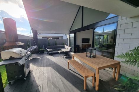 Photo of property in 118 Cameron Street, Ashburton, 7700