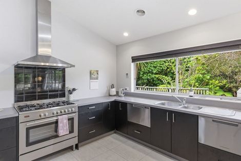 Photo of property in 132 Maui Pomare Road, Nikau Valley, Paraparaumu, 5032