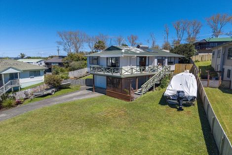 Photo of property in 11 Brampton Road, Snells Beach, 0920