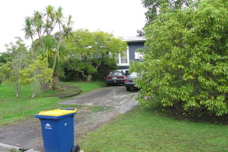 Photo of property in 21 Tauhinu Road, Greenhithe, Auckland, 0632