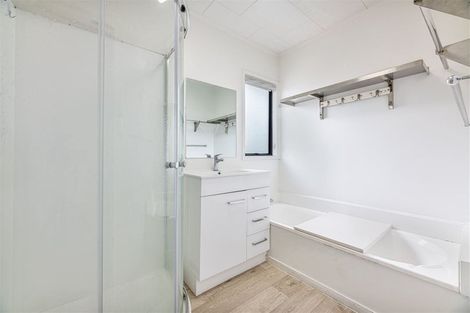 Photo of property in 213 Mahia Road, Wattle Downs, Auckland, 2103