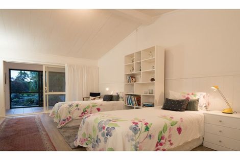 Photo of property in 2 Doves Bay Road, Kerikeri, 0294