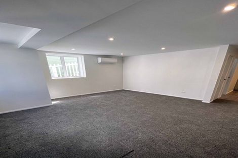 Photo of property in 7 Rixon Grove, Mount Victoria, Wellington, 6011